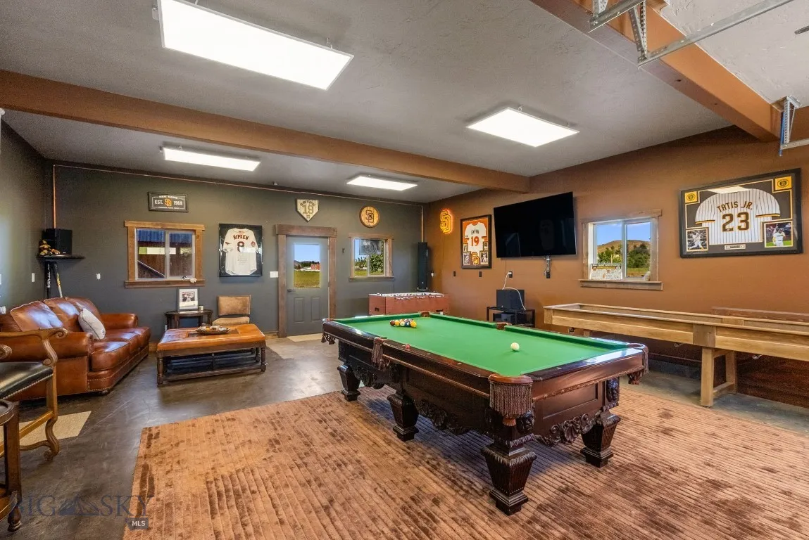 7447 Old Yellowstone Trail, Willow Creek, Montana, Willow Creek, Montana 59760, 4 Bedrooms Bedrooms, ,3 BathroomsBathrooms,Residential,For Sale,7447 Old Yellowstone Trail, Willow Creek, Montana ,0,405961