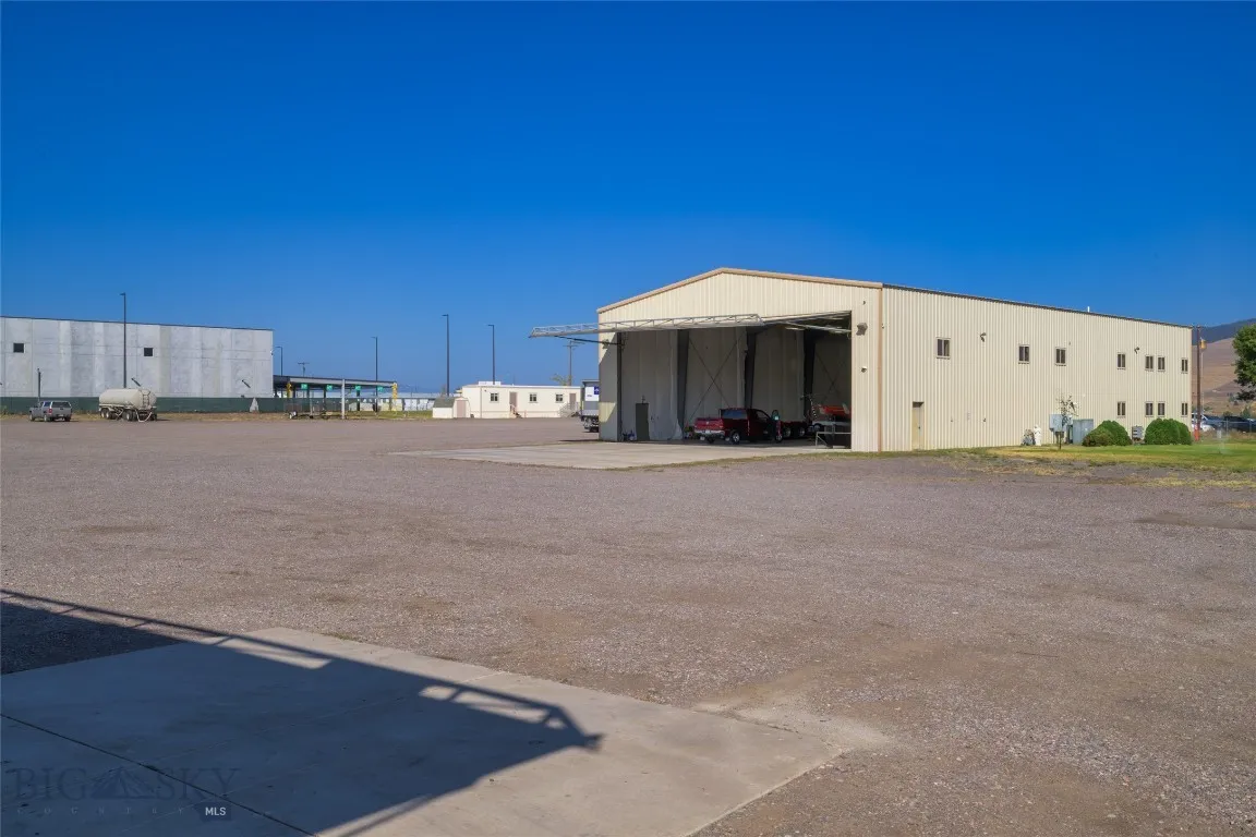 9015 Cartage Road, Missoula, Montana 59808, Missoula, Montana 59808, ,Commercial Sale,For Sale,9015 Cartage Road, Missoula, Montana 59808,0,406004