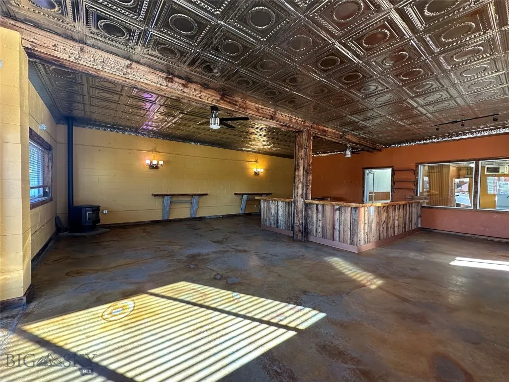 202 E Main Summit, White Sulphur Springs, Montana, White Sulphur Springs, Montana 59645, ,Commercial Sale,For Sale,202 E Main Summit, White Sulphur Springs, Montana ,0,406028