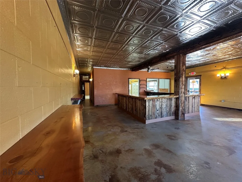 202 E Main Summit, White Sulphur Springs, Montana, White Sulphur Springs, Montana 59645, ,Commercial Sale,For Sale,202 E Main Summit, White Sulphur Springs, Montana ,0,406028