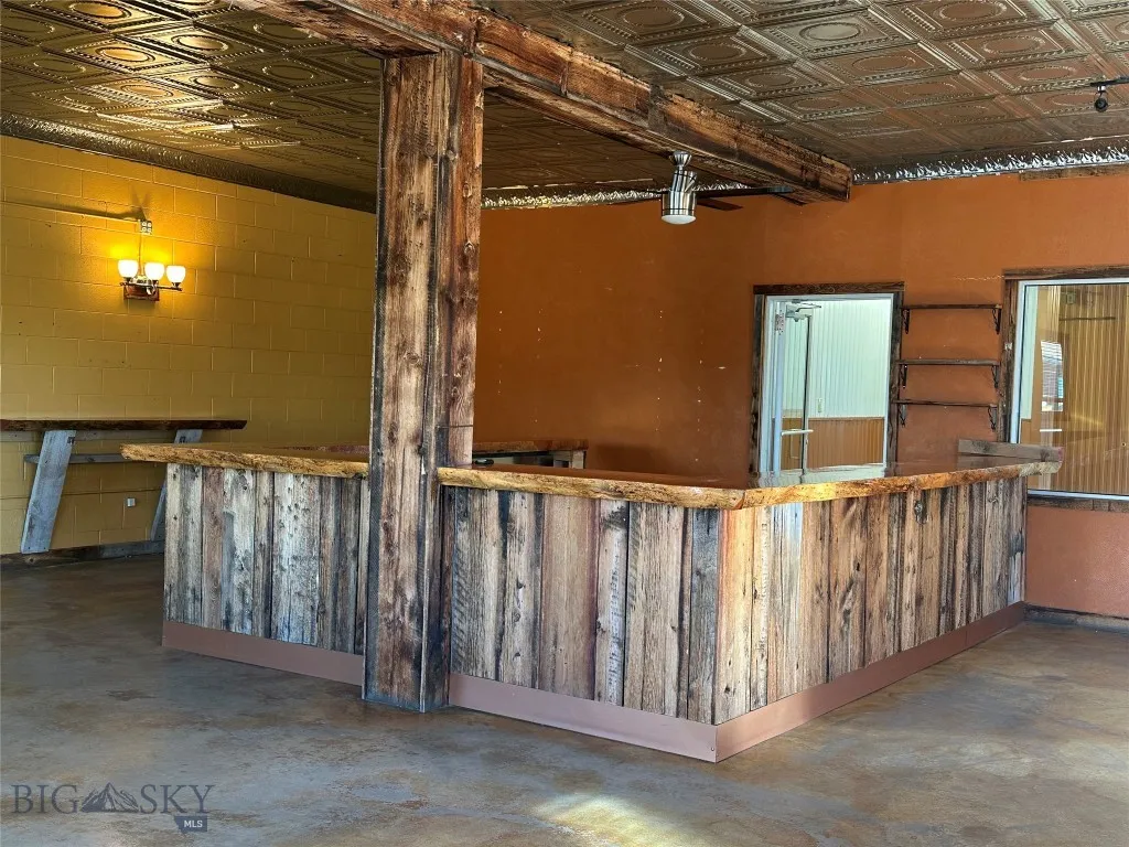 202 E Main Summit, White Sulphur Springs, Montana, White Sulphur Springs, Montana 59645, ,Commercial Sale,For Sale,202 E Main Summit, White Sulphur Springs, Montana ,0,406028