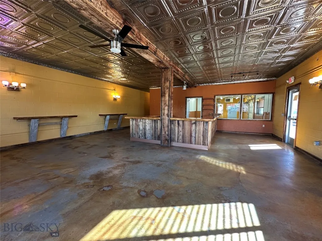 202 E Main Summit, White Sulphur Springs, Montana, White Sulphur Springs, Montana 59645, ,Commercial Sale,For Sale,202 E Main Summit, White Sulphur Springs, Montana ,0,406028