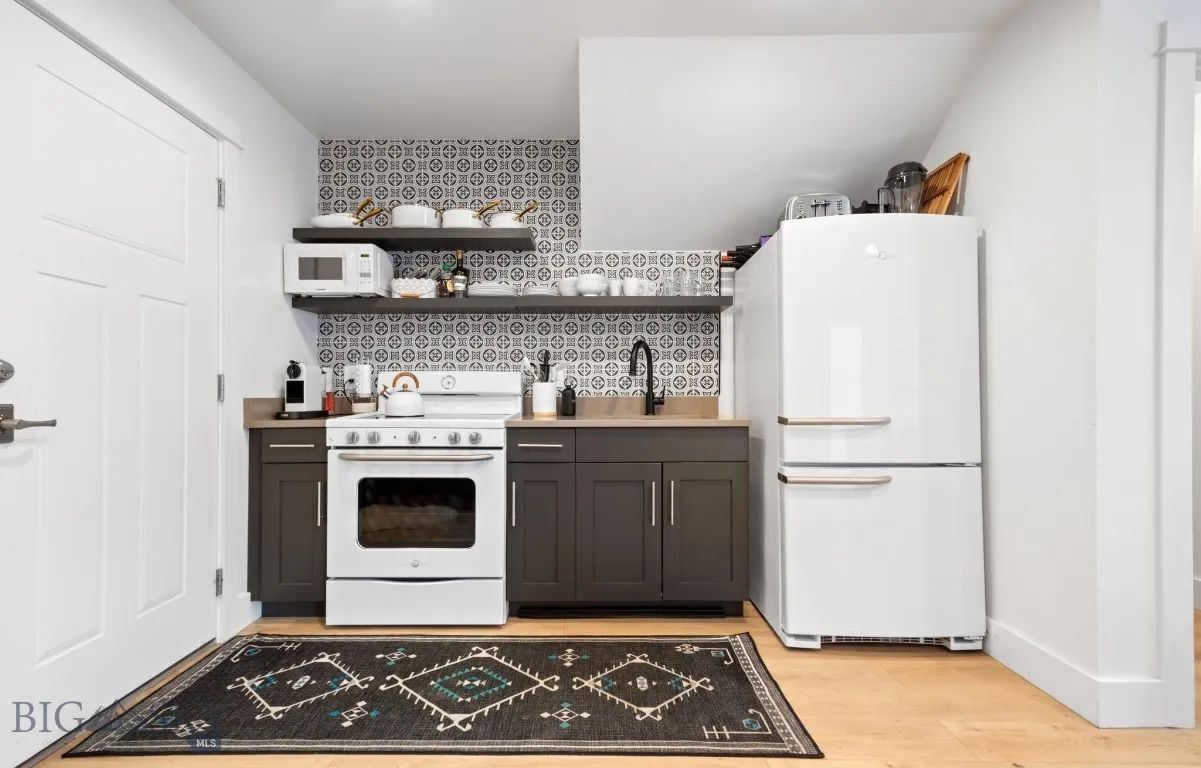 19 E Lamme Street, Bozeman, Montana 59715, Bozeman, Montana 59715, 3 Bedrooms Bedrooms, ,3 BathroomsBathrooms,Residential,For Sale,19 E Lamme Street, Bozeman, Montana 59715,0,406032