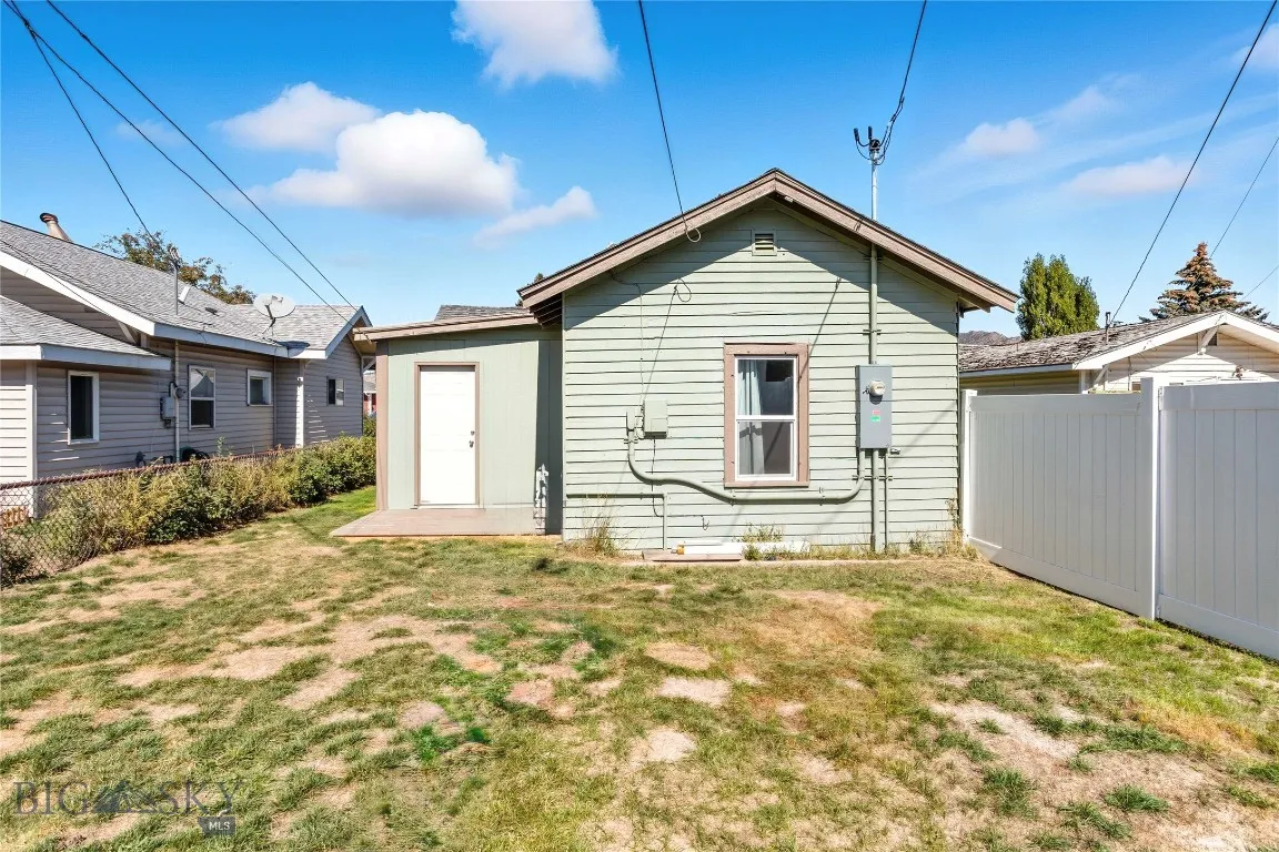1636 Schley Avenue, Butte, Montana 59701, Butte, Montana 59701, 3 Bedrooms Bedrooms, ,1 BathroomBathrooms,Residential,For Sale,1636 Schley Avenue, Butte, Montana 59701,0,406066
