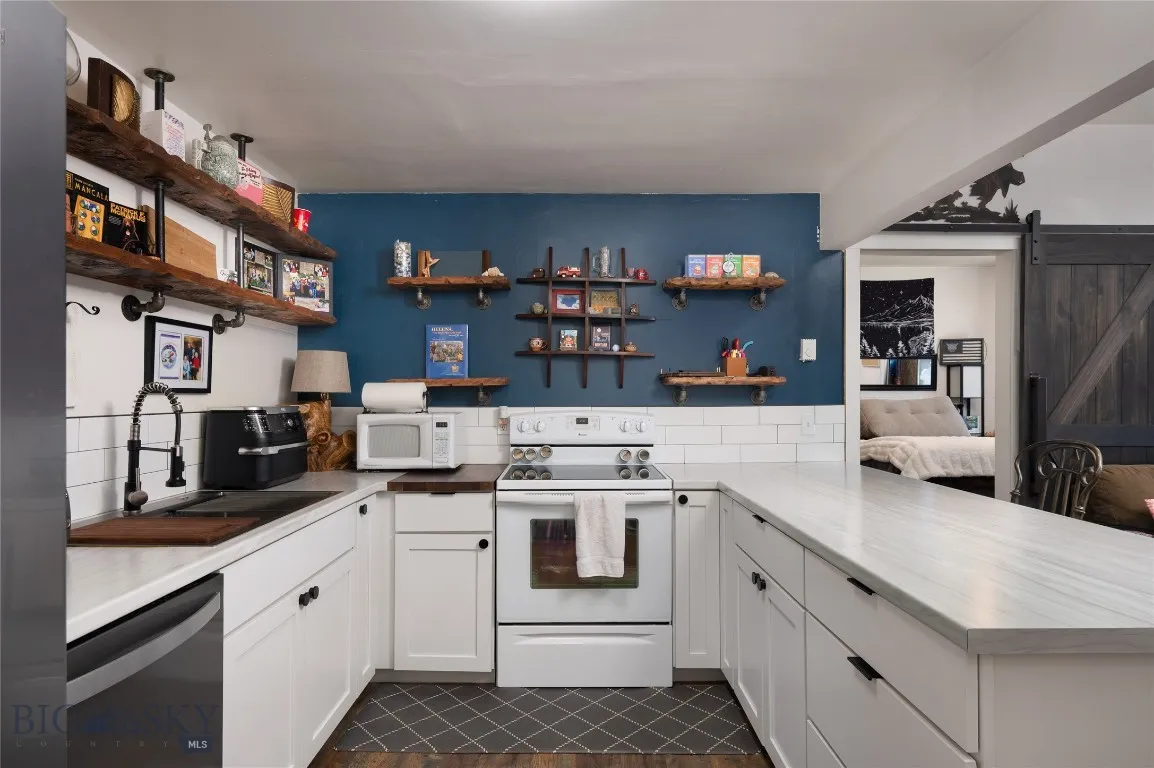 122 E Main Street 103, Manhattan, Montana 59741, Manhattan, Montana 59741, 1 Bedroom Bedrooms, ,1 BathroomBathrooms,Residential,For Sale,122 E Main Street 103, Manhattan, Montana 59741,0,406062