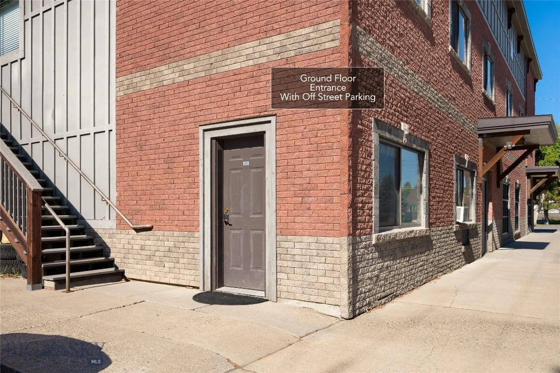 122 E Main Street 103, Manhattan, Montana 59741, Manhattan, Montana 59741, 1 Bedroom Bedrooms, ,1 BathroomBathrooms,Residential,For Sale,122 E Main Street 103, Manhattan, Montana 59741,0,406062