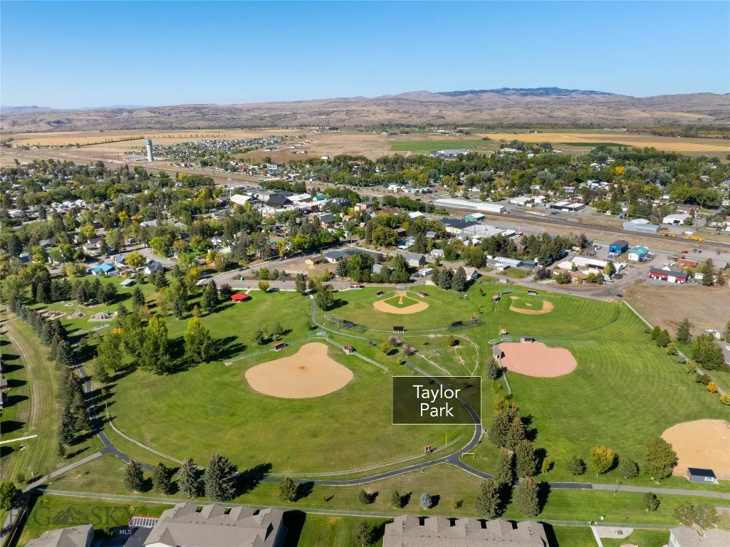 122 E Main Street 103, Manhattan, Montana 59741, Manhattan, Montana 59741, ,Commercial Sale,For Sale,122 E Main Street 103, Manhattan, Montana 59741,0,406090