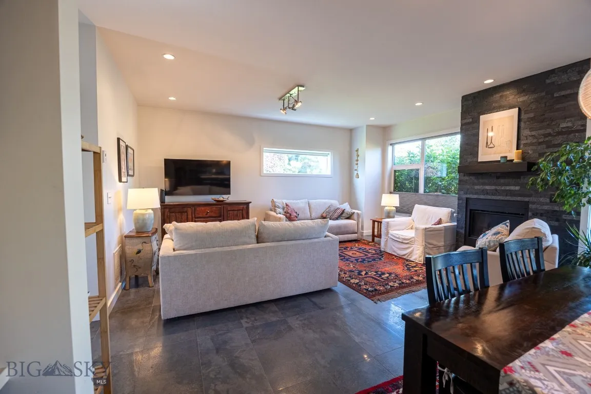 560 Christopher Way, Bozeman, Montana 59718, Bozeman, Montana 59718, 2 Bedrooms Bedrooms, ,Residential,For Sale,560 Christopher Way, Bozeman, Montana 59718,0,406069