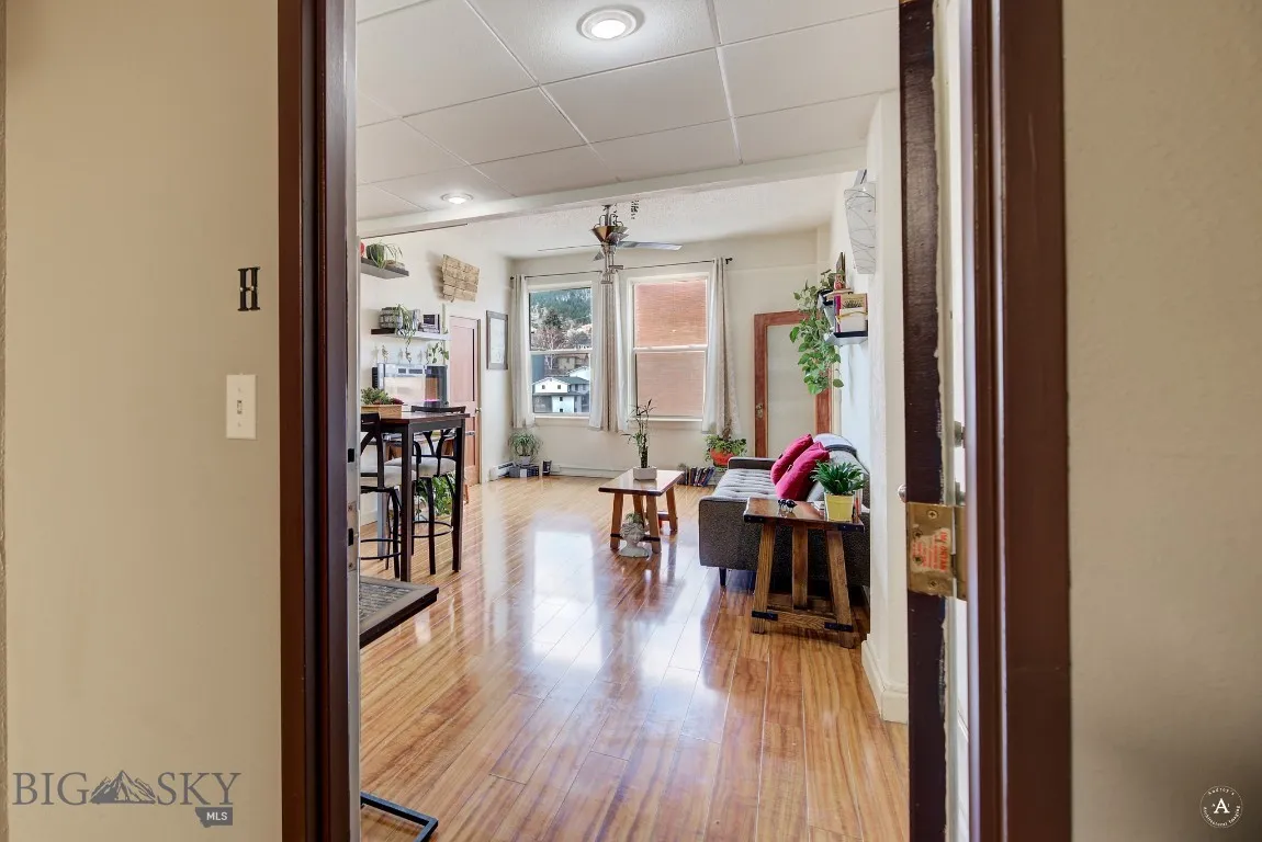 21 N Last Chance Gulch 4h, Helena, Montana 59601, Helena, Montana 59601, 1 Bedroom Bedrooms, ,1 BathroomBathrooms,Residential,For Sale,21 N Last Chance Gulch 4h, Helena, Montana 59601,0,406107