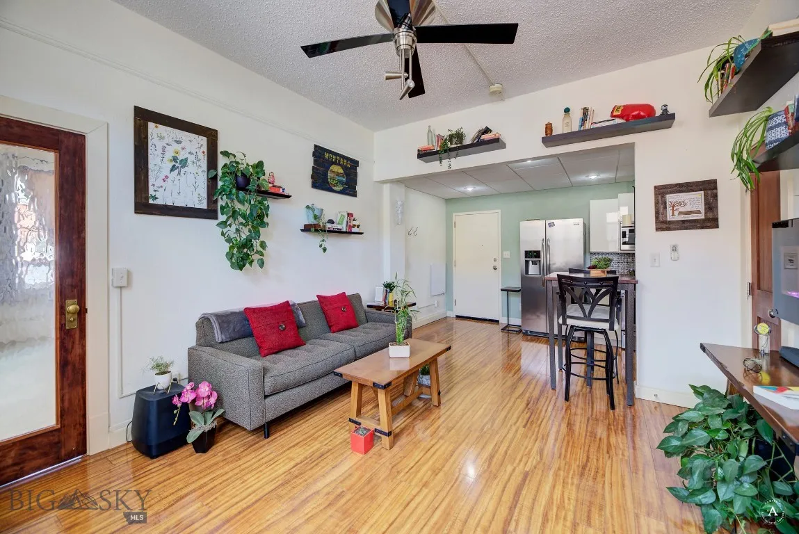 21 N Last Chance Gulch 4h, Helena, Montana 59601, Helena, Montana 59601, 1 Bedroom Bedrooms, ,1 BathroomBathrooms,Residential,For Sale,21 N Last Chance Gulch 4h, Helena, Montana 59601,0,406107