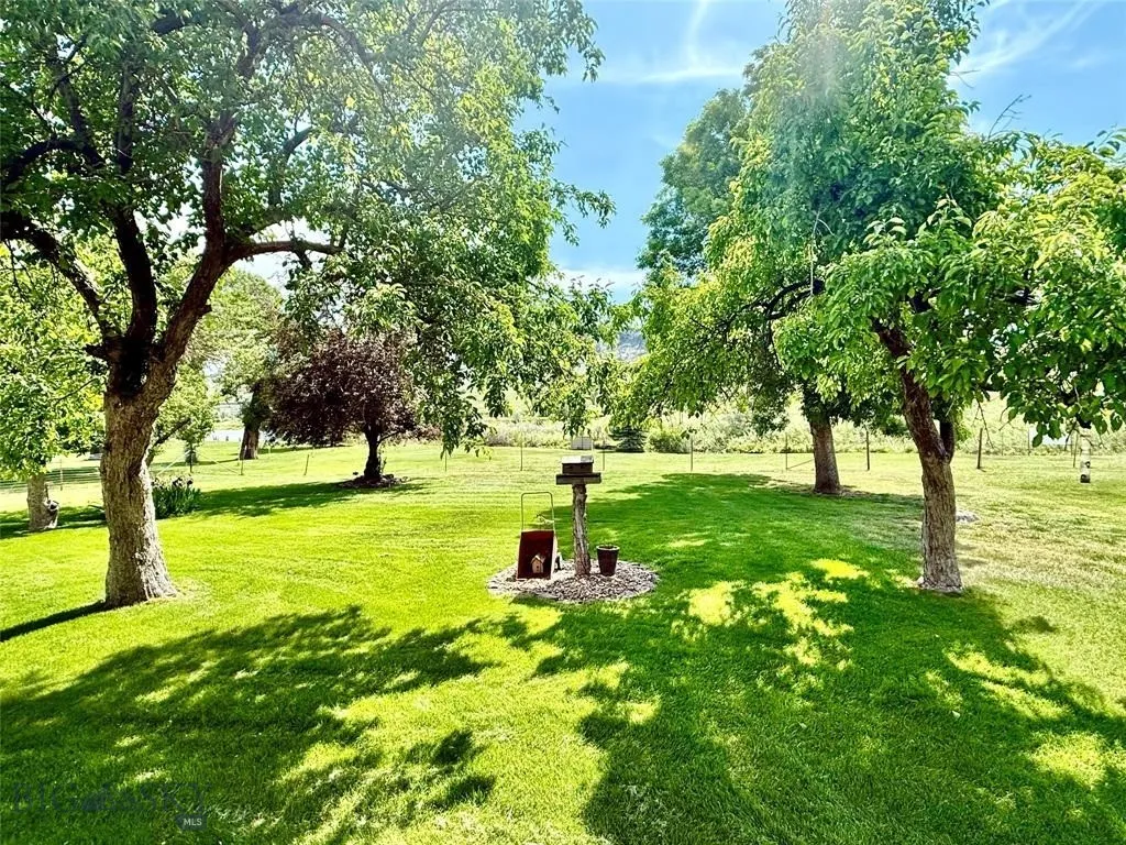 71 Seibold Lane, Cascade, Montana 59421, Cascade, Montana 59421, 4 Bedrooms Bedrooms, ,2 BathroomsBathrooms,Residential,For Sale,71 Seibold Lane, Cascade, Montana 59421,0,405170