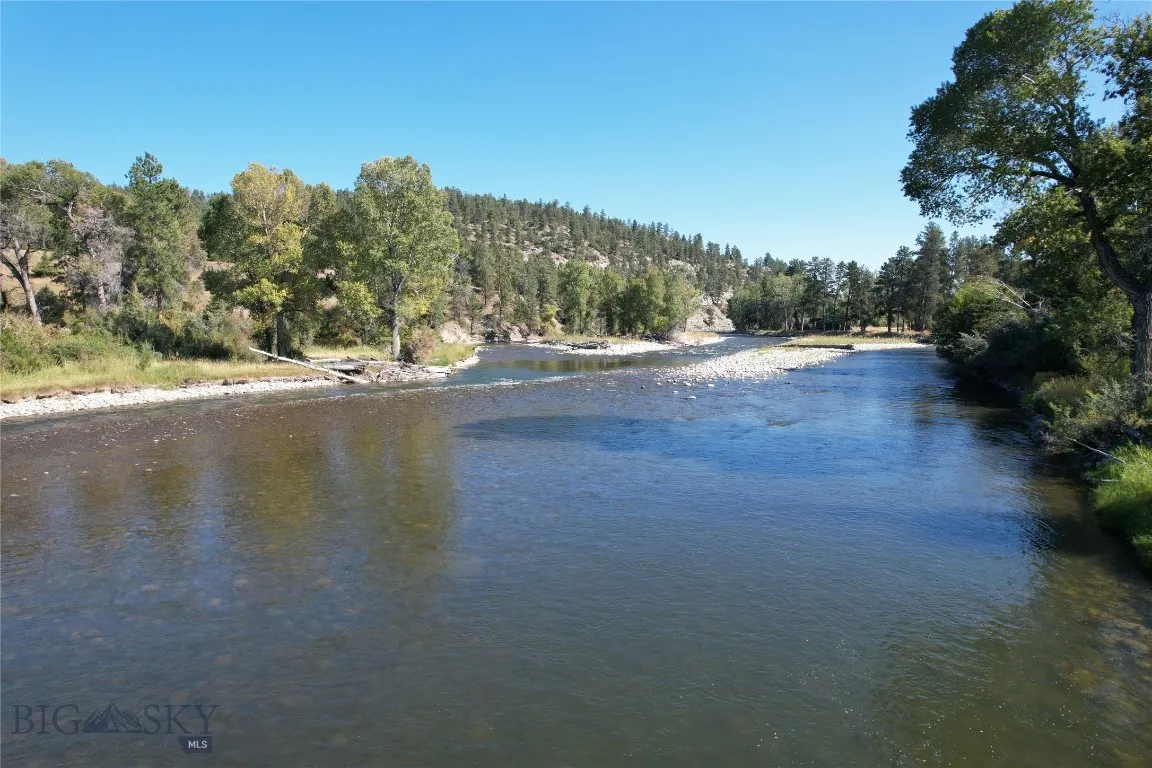 79 Meyers Rd, Columbus, Montana 59019, Columbus, Montana 59019, 3 Bedrooms Bedrooms, ,2 BathroomsBathrooms,Residential,For Sale,79 Meyers Rd, Columbus, Montana 59019,0,406127