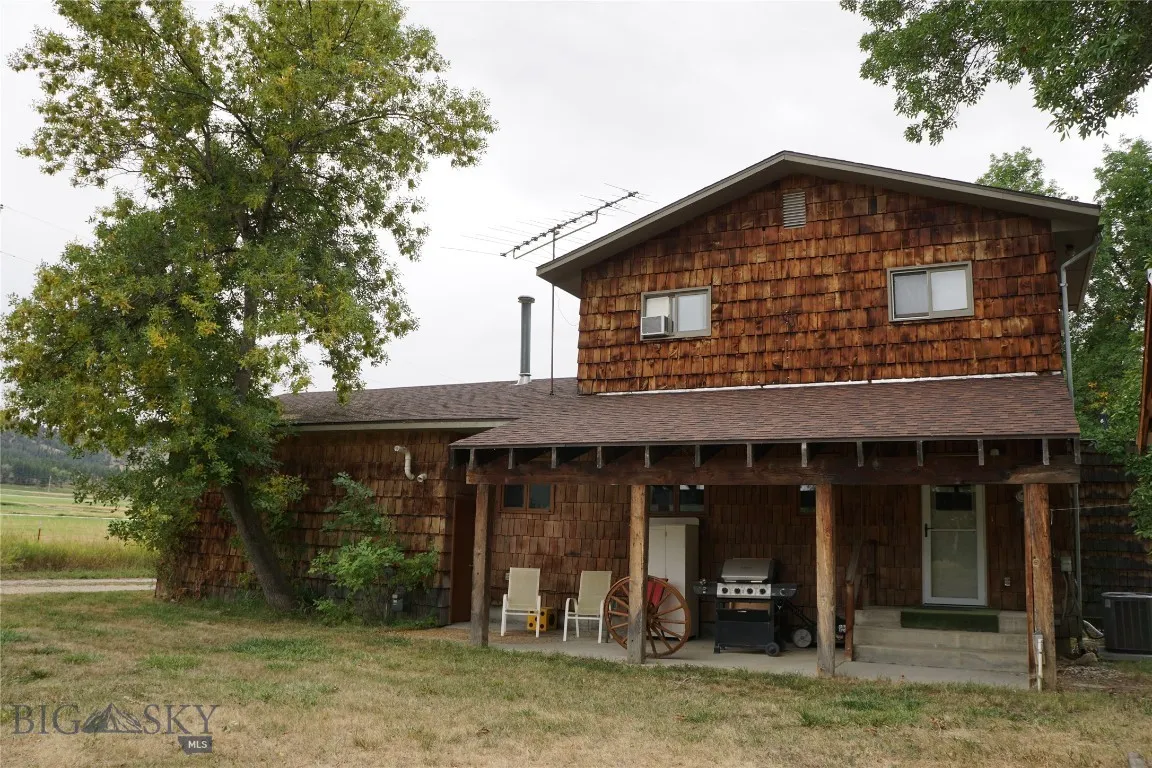 79 Meyers Rd, Columbus, Montana 59019, Columbus, Montana 59019, 3 Bedrooms Bedrooms, ,2 BathroomsBathrooms,Residential,For Sale,79 Meyers Rd, Columbus, Montana 59019,0,406127