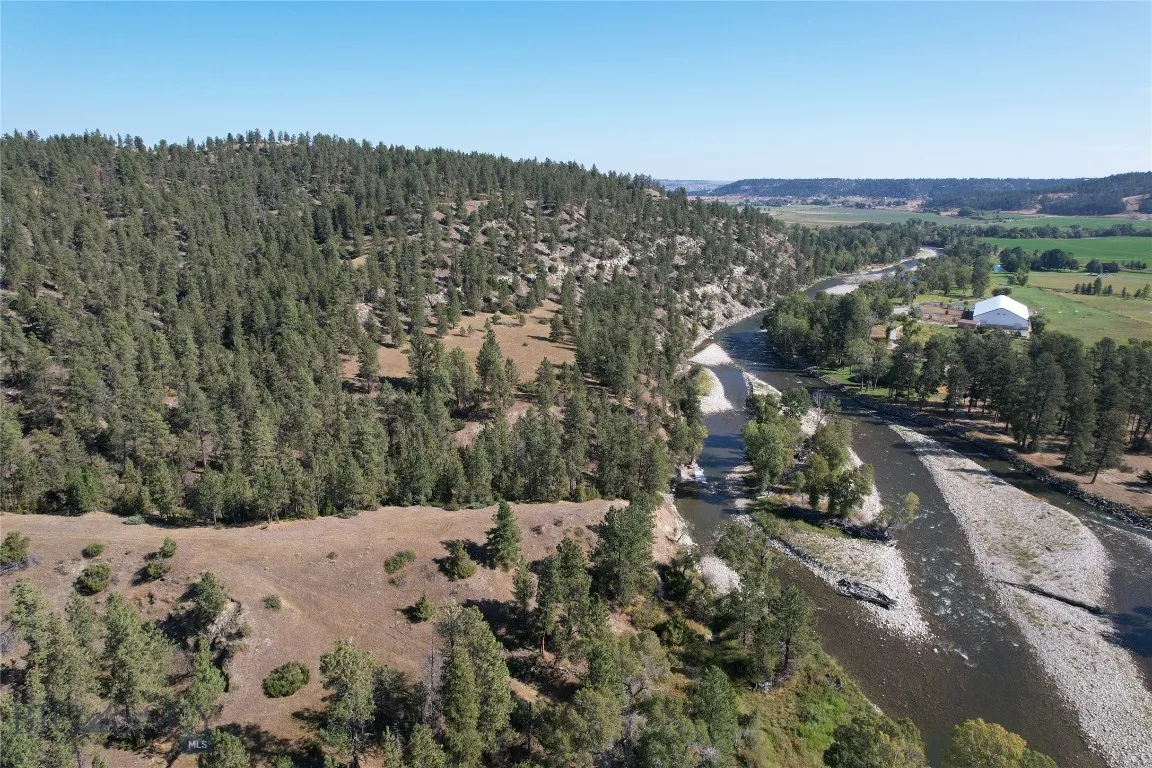 79 Meyers Rd, Columbus, Montana 59019, Columbus, Montana 59019, 3 Bedrooms Bedrooms, ,2 BathroomsBathrooms,Residential,For Sale,79 Meyers Rd, Columbus, Montana 59019,0,406127