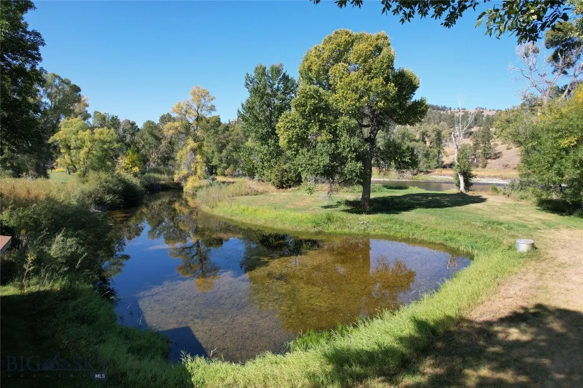 79 Meyers Rd, Columbus, Montana 59019, Columbus, Montana 59019, 3 Bedrooms Bedrooms, ,2 BathroomsBathrooms,Residential,For Sale,79 Meyers Rd, Columbus, Montana 59019,0,406127