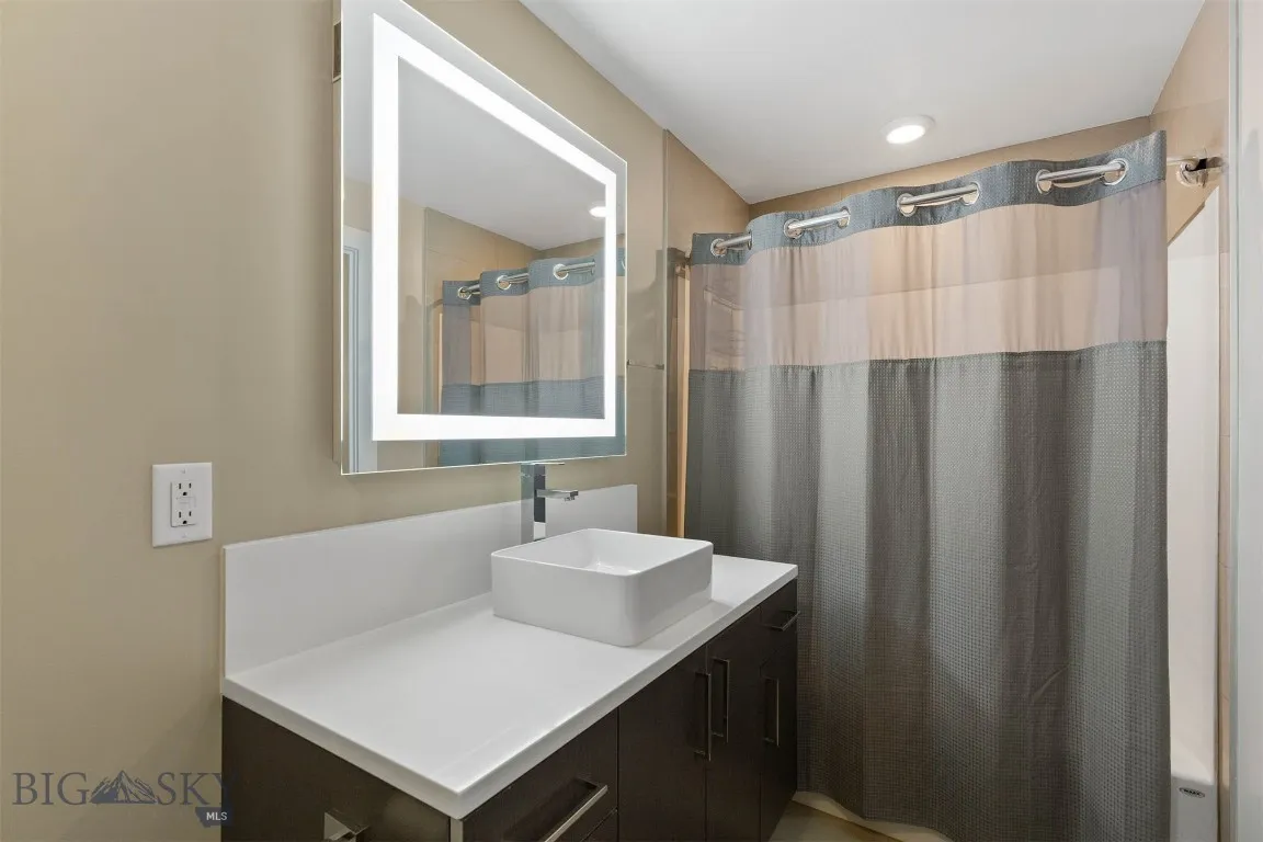 476 Enterprise 104, Bozeman, Montana 59718, Bozeman, Montana 59718, 2 Bedrooms Bedrooms, ,2 BathroomsBathrooms,Residential,For Sale,476 Enterprise 104, Bozeman, Montana 59718,0,406123