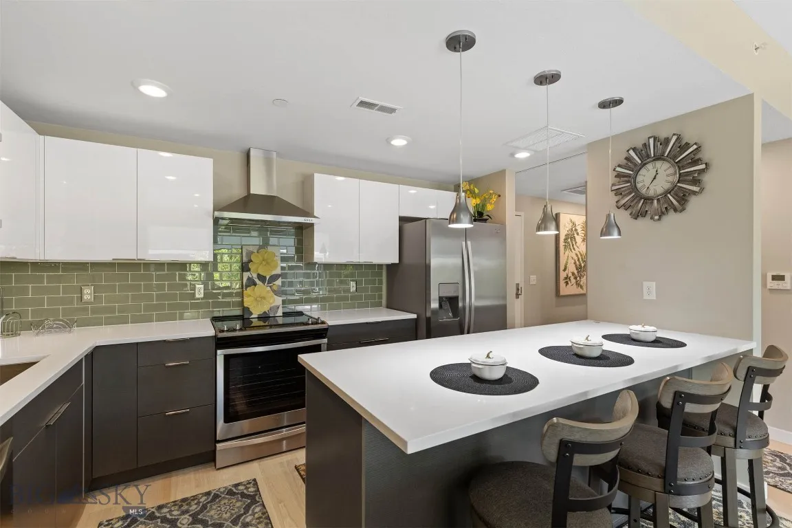 476 Enterprise 104, Bozeman, Montana 59718, Bozeman, Montana 59718, 2 Bedrooms Bedrooms, ,2 BathroomsBathrooms,Residential,For Sale,476 Enterprise 104, Bozeman, Montana 59718,0,406123