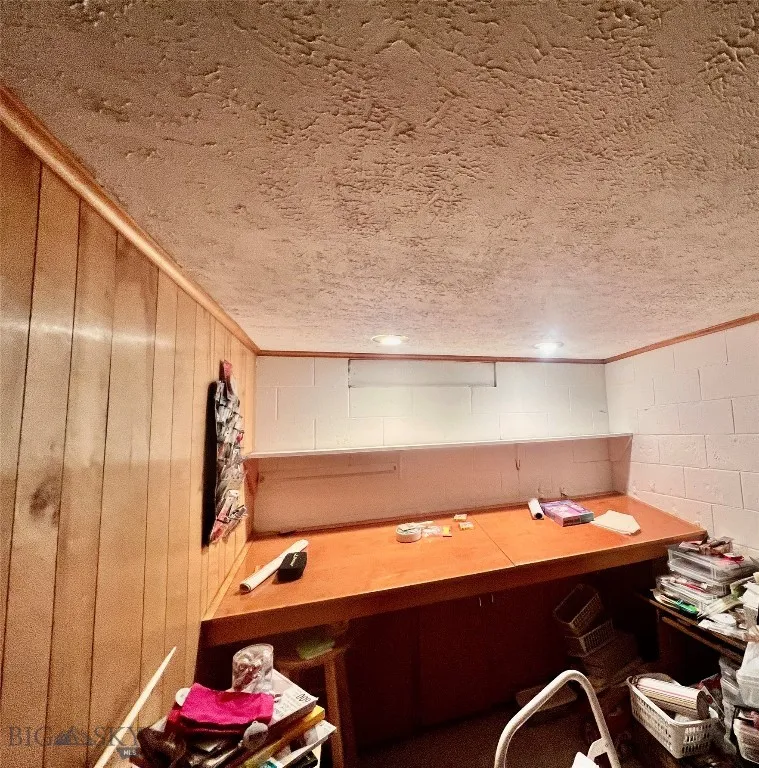 805 E Orr Street, Dillon, Montana 59725, Dillon, Montana 59725, 3 Bedrooms Bedrooms, ,2 BathroomsBathrooms,Residential,For Sale,805 E Orr Street, Dillon, Montana 59725,0,406051