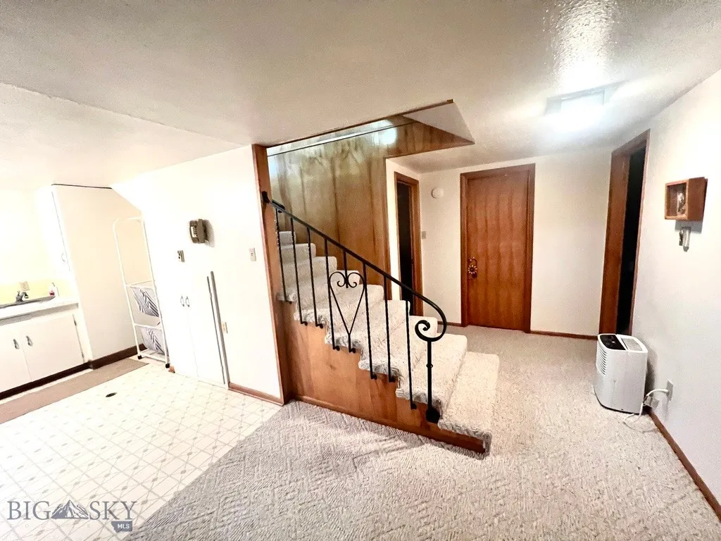 805 E Orr Street, Dillon, Montana 59725, Dillon, Montana 59725, 3 Bedrooms Bedrooms, ,2 BathroomsBathrooms,Residential,For Sale,805 E Orr Street, Dillon, Montana 59725,0,406051