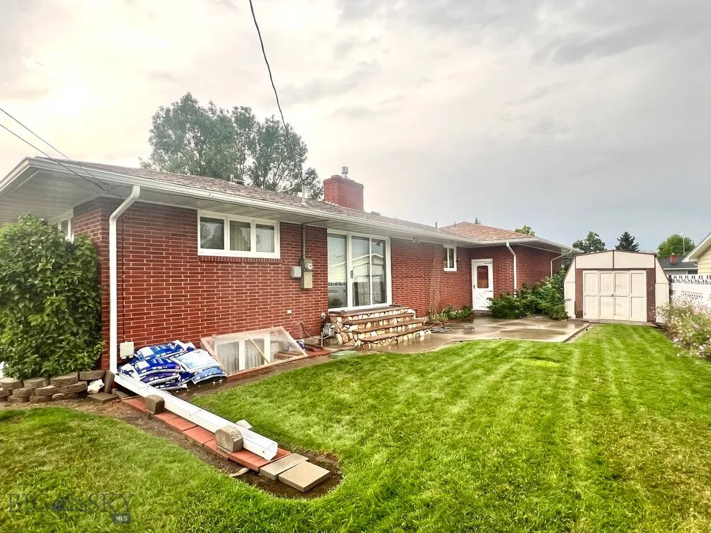 805 E Orr Street, Dillon, Montana 59725, Dillon, Montana 59725, 3 Bedrooms Bedrooms, ,2 BathroomsBathrooms,Residential,For Sale,805 E Orr Street, Dillon, Montana 59725,0,406051