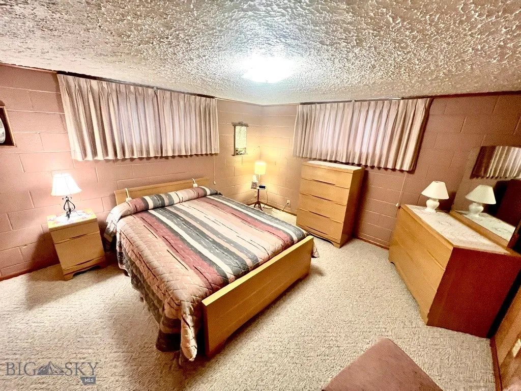 805 E Orr Street, Dillon, Montana 59725, Dillon, Montana 59725, 3 Bedrooms Bedrooms, ,2 BathroomsBathrooms,Residential,For Sale,805 E Orr Street, Dillon, Montana 59725,0,406051