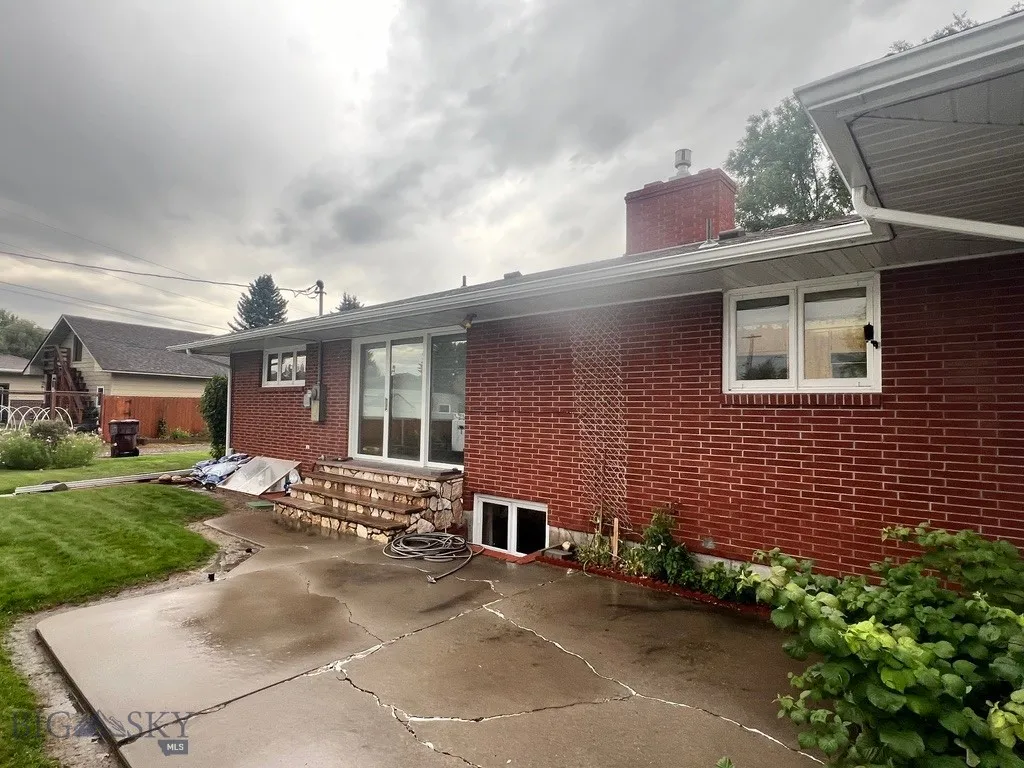 805 E Orr Street, Dillon, Montana 59725, Dillon, Montana 59725, 3 Bedrooms Bedrooms, ,2 BathroomsBathrooms,Residential,For Sale,805 E Orr Street, Dillon, Montana 59725,0,406051