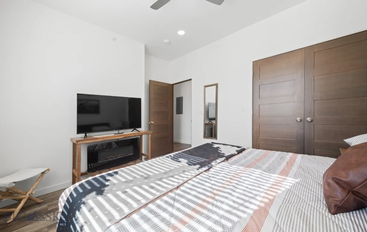 247 New Ventures Drive B, Bozeman, Montana 59718, Bozeman, Montana 59718, 4 Bedrooms Bedrooms, ,1 BathroomBathrooms,Residential,For Sale,247 New Ventures Drive B, Bozeman, Montana 59718,0,406117