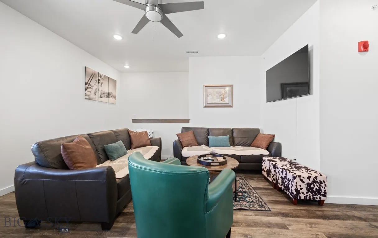247 New Ventures Drive B, Bozeman, Montana 59718, Bozeman, Montana 59718, 4 Bedrooms Bedrooms, ,1 BathroomBathrooms,Residential,For Sale,247 New Ventures Drive B, Bozeman, Montana 59718,0,406117