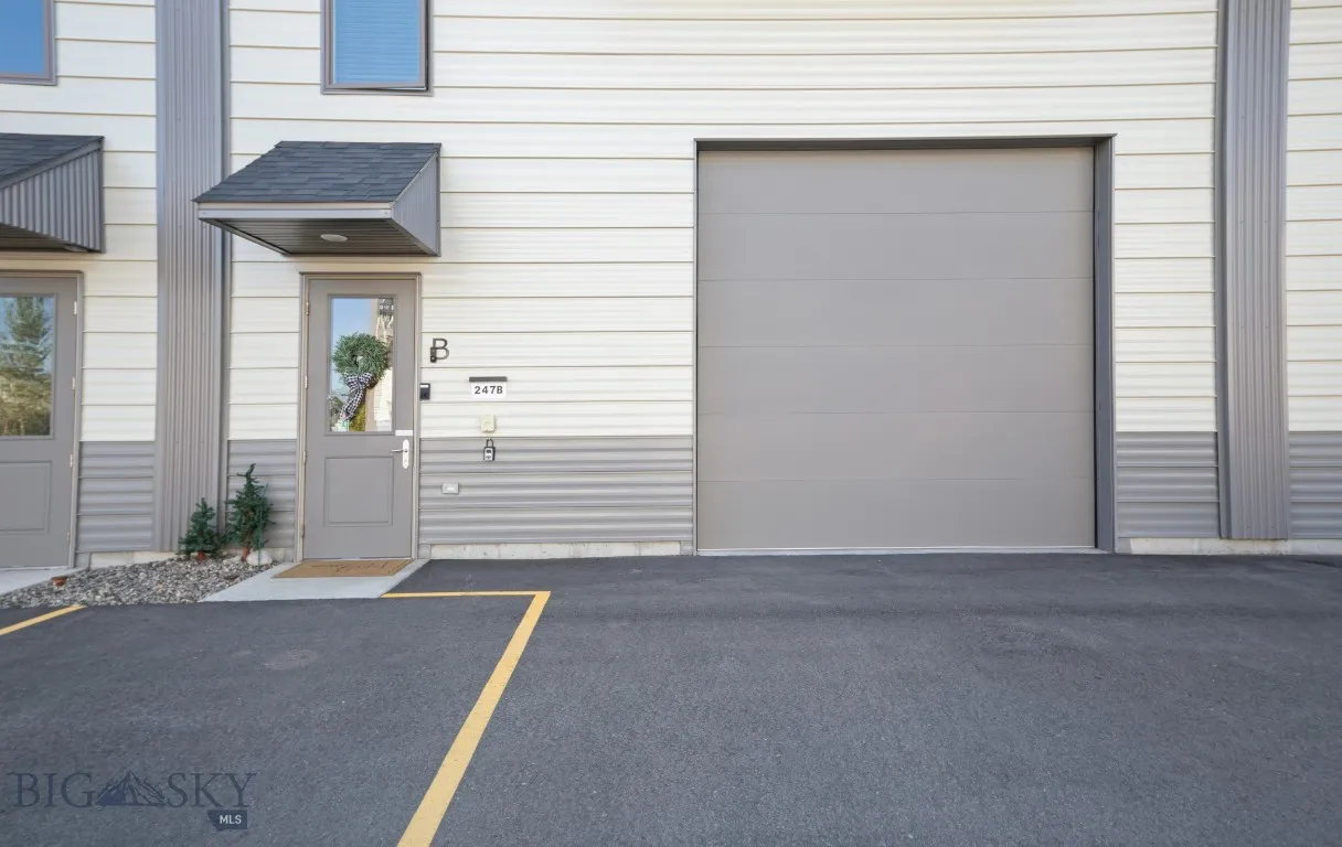 247 New Ventures Drive B, Bozeman, Montana 59718, Bozeman, Montana 59718, 4 Bedrooms Bedrooms, ,1 BathroomBathrooms,Residential,For Sale,247 New Ventures Drive B, Bozeman, Montana 59718,0,406117