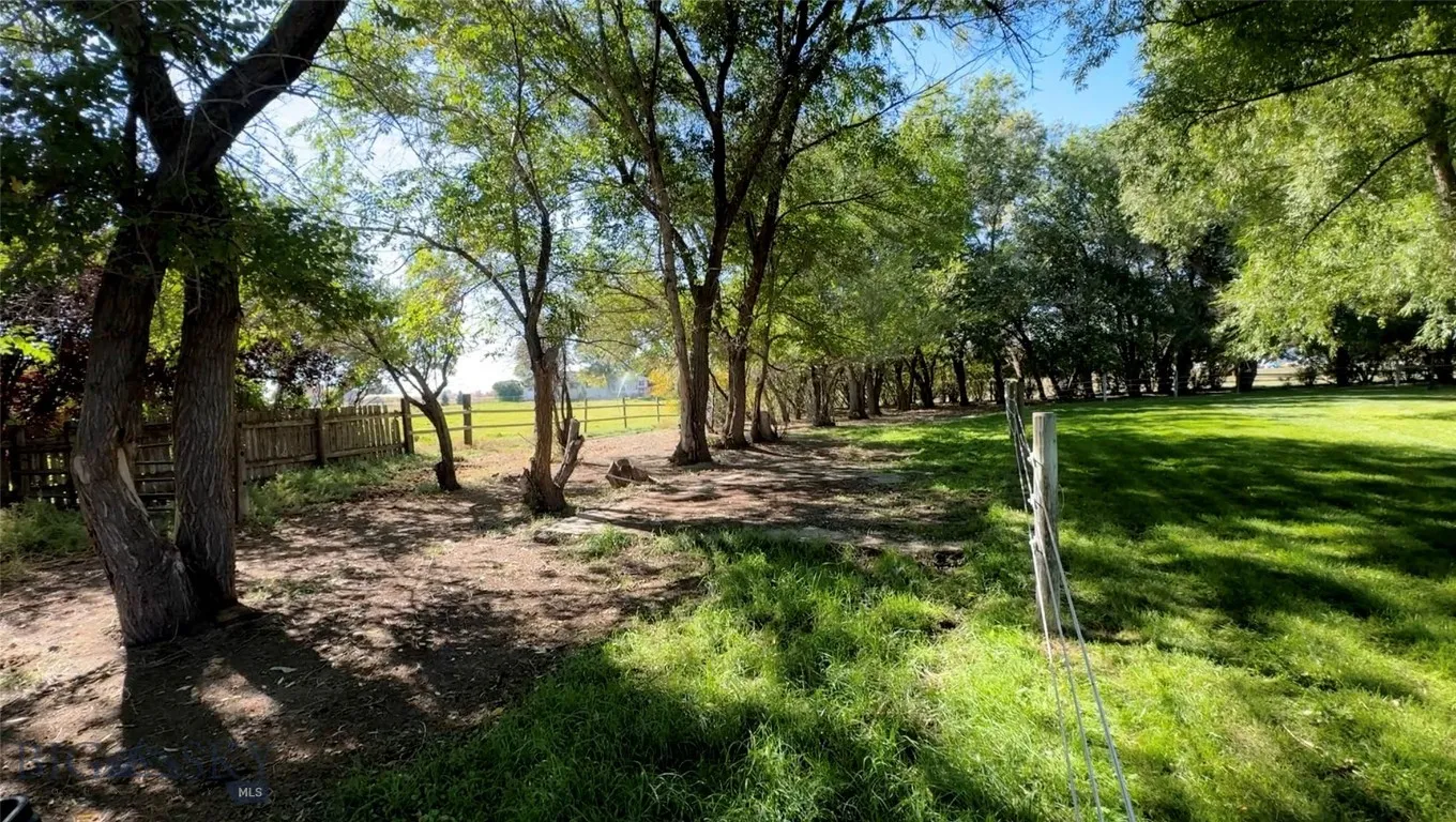 Shaded area behind home allows horses to come from pasture to get out of the sun