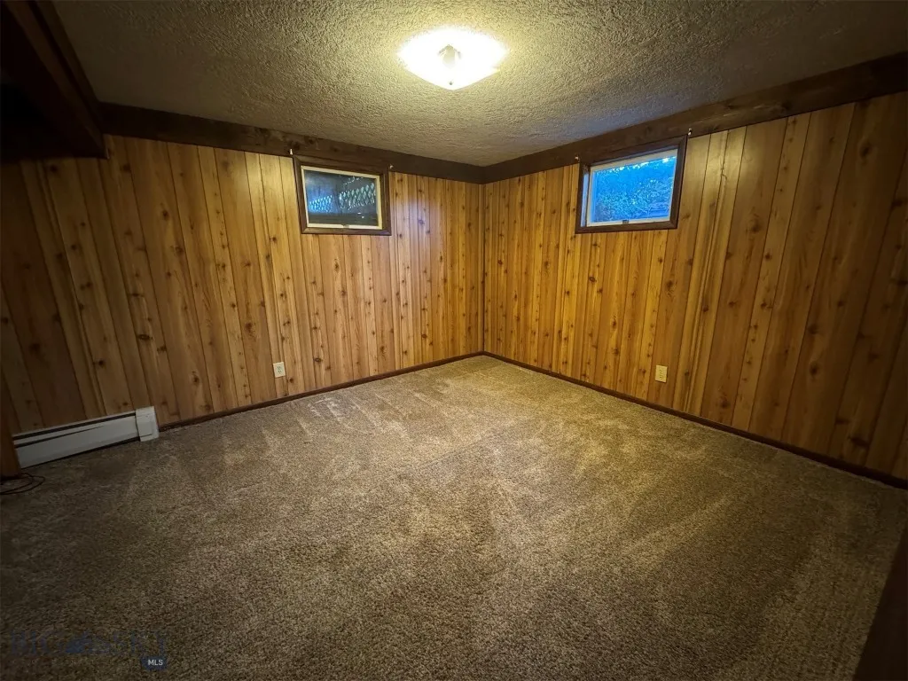 Basement bedroom #4