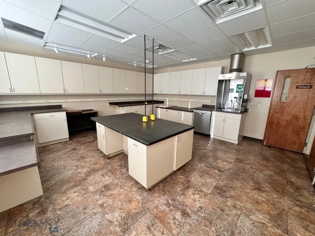 1805 S 22nd Avenue F1, Bozeman, Montana 59718, Bozeman, Montana 59718, ,Commercial Lease,1805 S 22nd Avenue F1, Bozeman, Montana 59718,0,405999