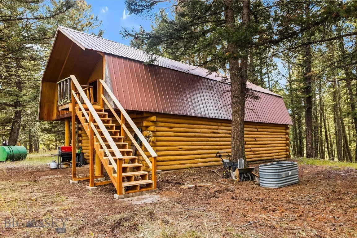 572 Upper Cottonwood Road, Wilsall, Montana 59086, Wilsall, Montana 59086, 5 Bedrooms Bedrooms, ,1 BathroomBathrooms,Residential,For Sale,572 Upper Cottonwood Road, Wilsall, Montana 59086,0,406203