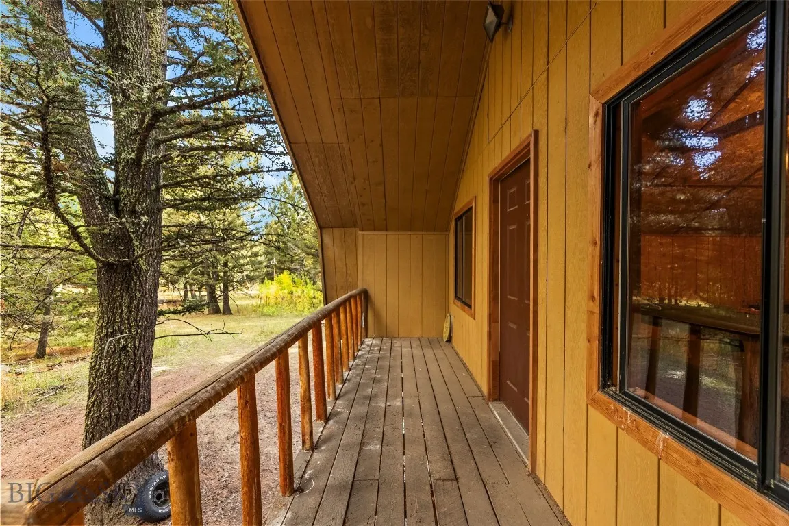 572 Upper Cottonwood Road, Wilsall, Montana 59086, Wilsall, Montana 59086, 5 Bedrooms Bedrooms, ,1 BathroomBathrooms,Residential,For Sale,572 Upper Cottonwood Road, Wilsall, Montana 59086,0,406203
