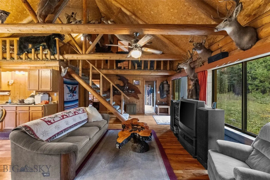 572 Upper Cottonwood Road, Wilsall, Montana 59086, Wilsall, Montana 59086, 5 Bedrooms Bedrooms, ,1 BathroomBathrooms,Residential,For Sale,572 Upper Cottonwood Road, Wilsall, Montana 59086,0,406203