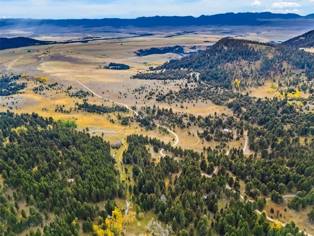 572 Upper Cottonwood Road, Wilsall, Montana 59086, Wilsall, Montana 59086, 5 Bedrooms Bedrooms, ,1 BathroomBathrooms,Residential,For Sale,572 Upper Cottonwood Road, Wilsall, Montana 59086,0,406203