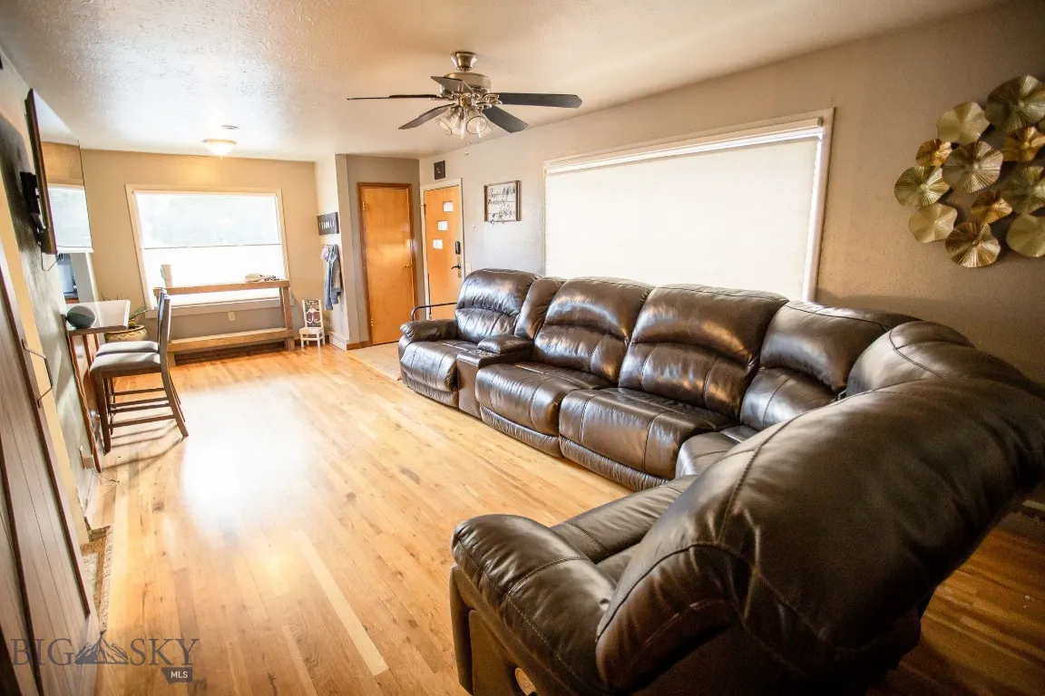 2925 Bayard, Butte, Montana 59701, Butte, Montana 59701, 4 Bedrooms Bedrooms, ,3 BathroomsBathrooms,Residential,For Sale,2925 Bayard, Butte, Montana 59701,0,406188