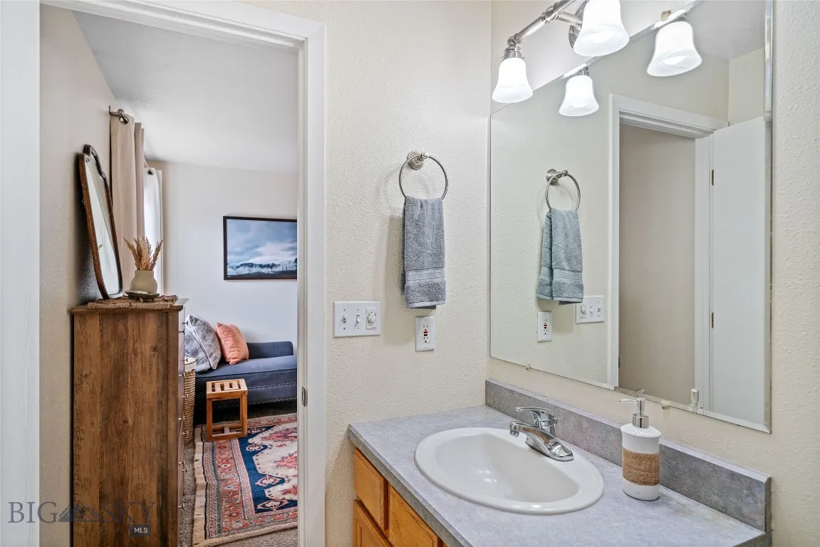 Primary bath