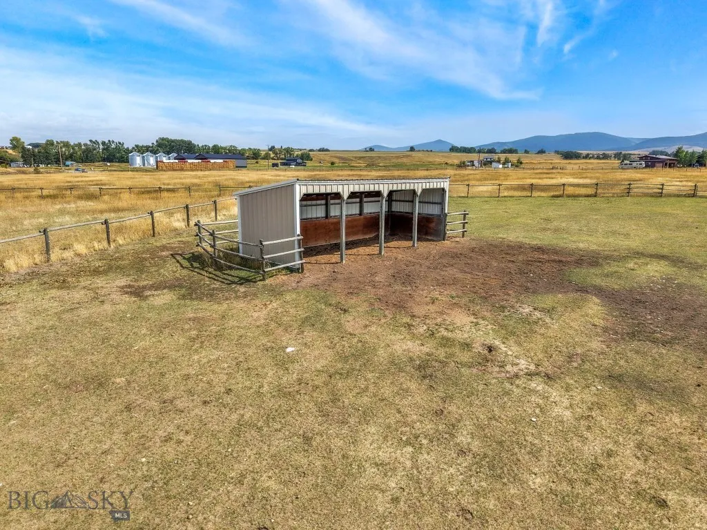 11400 Gooch Hill Road, Gallatin Gateway, Montana 5, Gallatin Gateway, Montana 59730, 3 Bedrooms Bedrooms, ,2 BathroomsBathrooms,Residential,For Sale,11400 Gooch Hill Road, Gallatin Gateway, Montana 5,0,405487