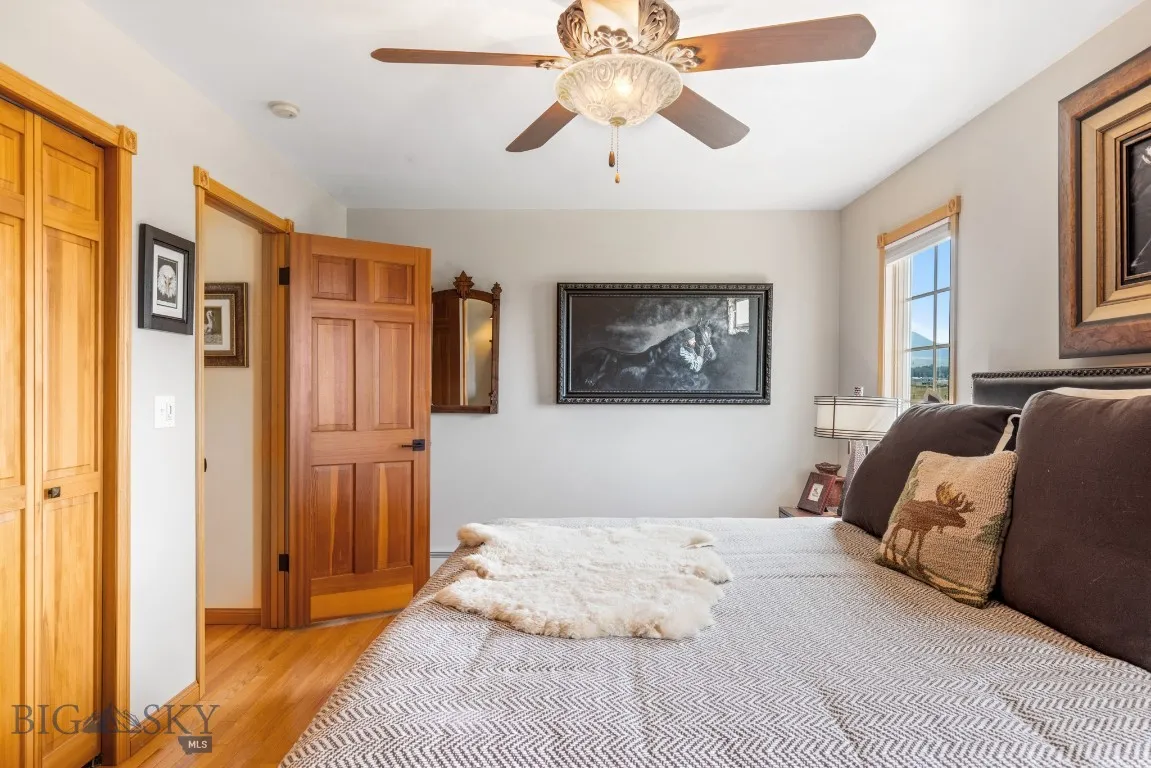 11400 Gooch Hill Road, Gallatin Gateway, Montana 5, Gallatin Gateway, Montana 59730, 3 Bedrooms Bedrooms, ,2 BathroomsBathrooms,Residential,For Sale,11400 Gooch Hill Road, Gallatin Gateway, Montana 5,0,405487