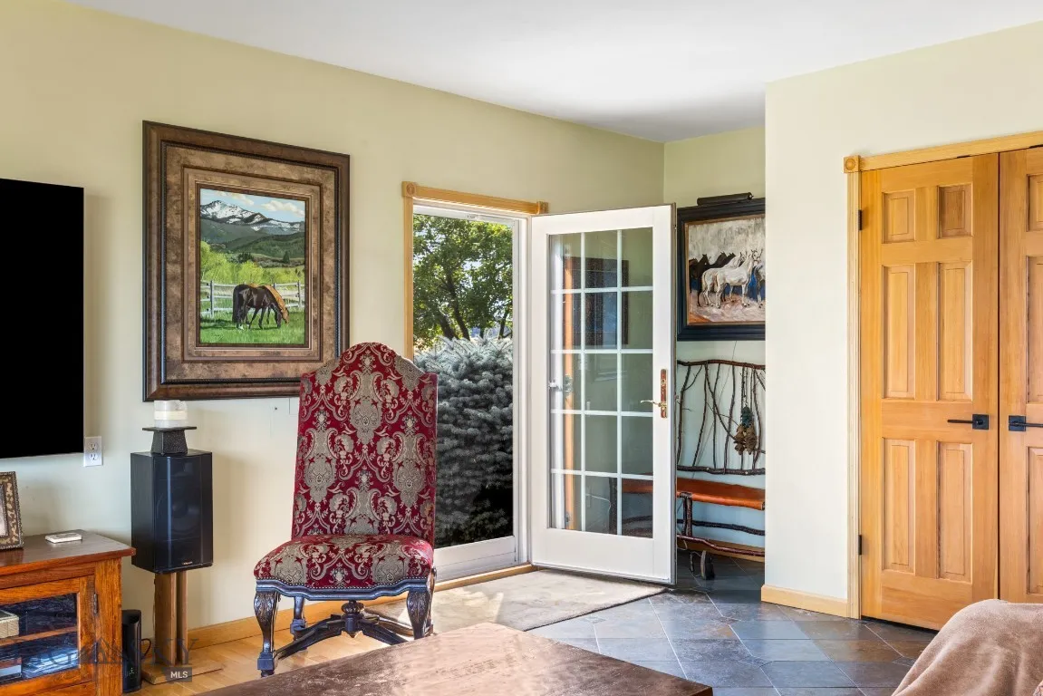 11400 Gooch Hill Road, Gallatin Gateway, Montana 5, Gallatin Gateway, Montana 59730, 3 Bedrooms Bedrooms, ,2 BathroomsBathrooms,Residential,For Sale,11400 Gooch Hill Road, Gallatin Gateway, Montana 5,0,405487