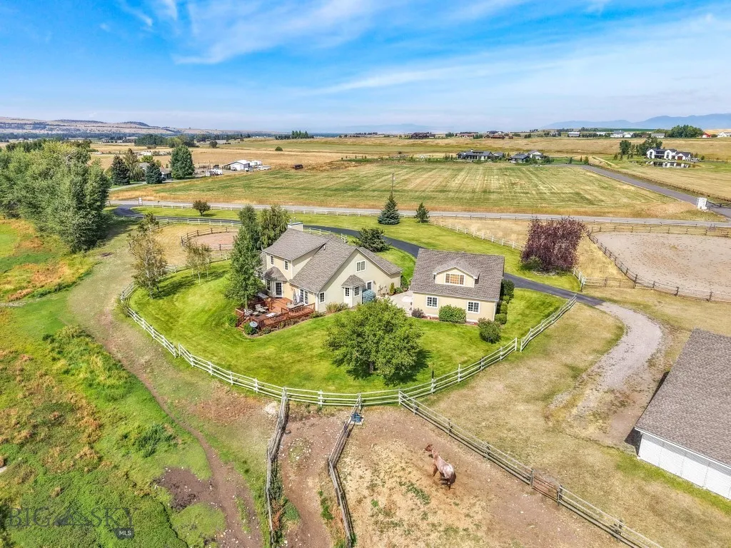 11400 Gooch Hill Road, Gallatin Gateway, Montana 5, Gallatin Gateway, Montana 59730, 3 Bedrooms Bedrooms, ,2 BathroomsBathrooms,Residential,For Sale,11400 Gooch Hill Road, Gallatin Gateway, Montana 5,0,405487