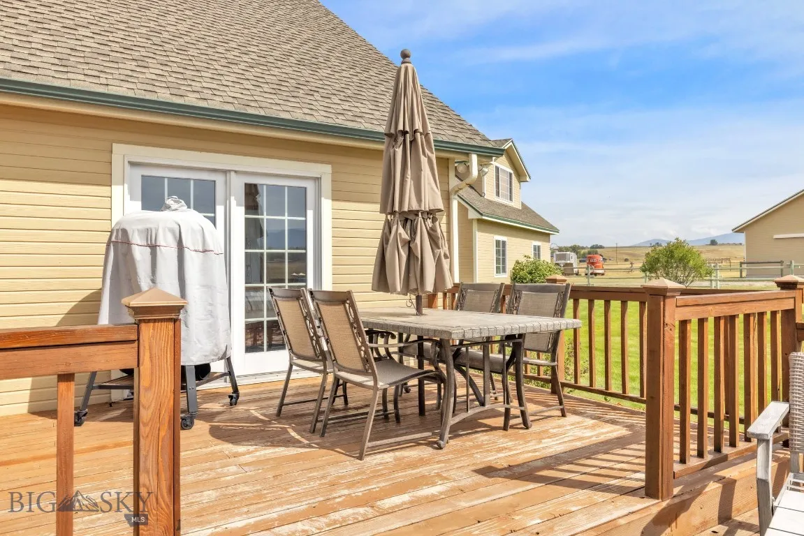 11400 Gooch Hill Road, Gallatin Gateway, Montana 5, Gallatin Gateway, Montana 59730, 3 Bedrooms Bedrooms, ,2 BathroomsBathrooms,Residential,For Sale,11400 Gooch Hill Road, Gallatin Gateway, Montana 5,0,405487