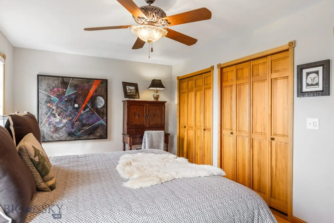 11400 Gooch Hill Road, Gallatin Gateway, Montana 5, Gallatin Gateway, Montana 59730, 3 Bedrooms Bedrooms, ,2 BathroomsBathrooms,Residential,For Sale,11400 Gooch Hill Road, Gallatin Gateway, Montana 5,0,405487