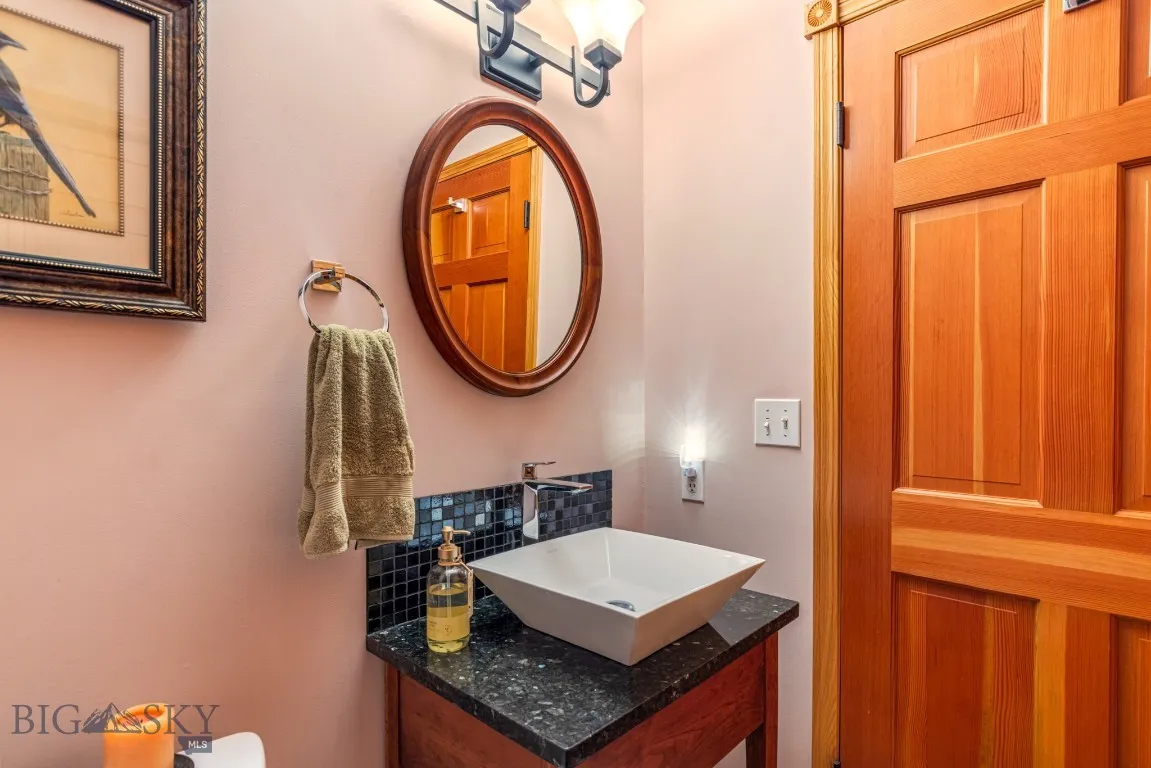 11400 Gooch Hill Road, Gallatin Gateway, Montana 5, Gallatin Gateway, Montana 59730, 3 Bedrooms Bedrooms, ,2 BathroomsBathrooms,Residential,For Sale,11400 Gooch Hill Road, Gallatin Gateway, Montana 5,0,405487