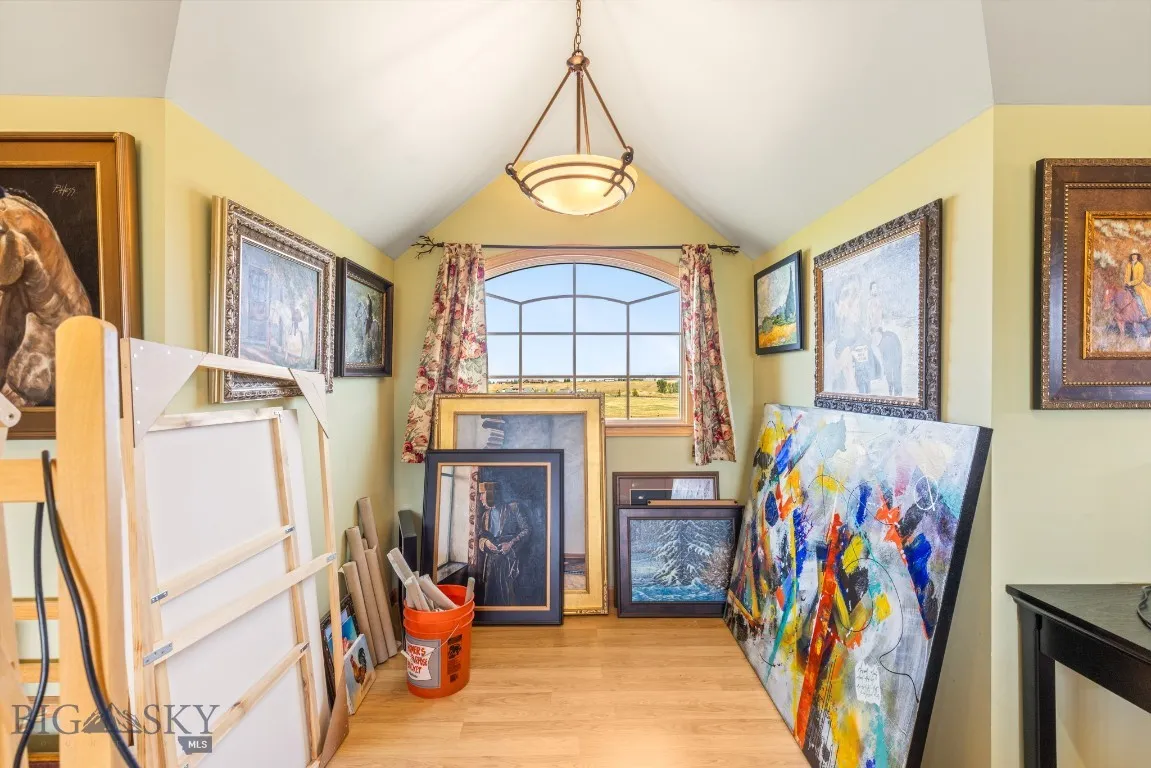 11400 Gooch Hill Road, Gallatin Gateway, Montana 5, Gallatin Gateway, Montana 59730, 3 Bedrooms Bedrooms, ,2 BathroomsBathrooms,Residential,For Sale,11400 Gooch Hill Road, Gallatin Gateway, Montana 5,0,405487