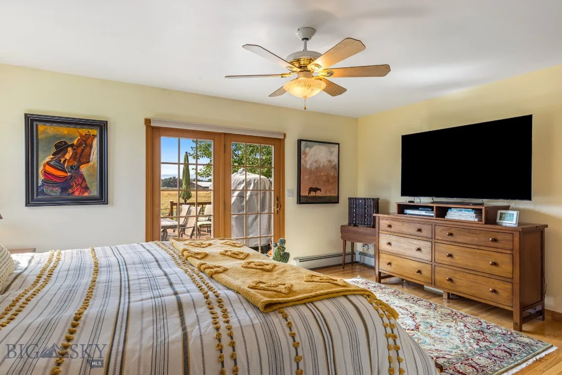 11400 Gooch Hill Road, Gallatin Gateway, Montana 5, Gallatin Gateway, Montana 59730, 3 Bedrooms Bedrooms, ,2 BathroomsBathrooms,Residential,For Sale,11400 Gooch Hill Road, Gallatin Gateway, Montana 5,0,405487