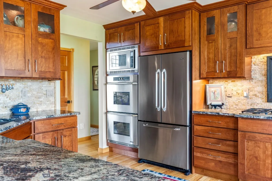 11400 Gooch Hill Road, Gallatin Gateway, Montana 5, Gallatin Gateway, Montana 59730, 3 Bedrooms Bedrooms, ,2 BathroomsBathrooms,Residential,For Sale,11400 Gooch Hill Road, Gallatin Gateway, Montana 5,0,405487