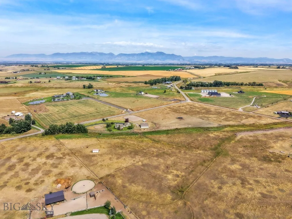 11400 Gooch Hill Road, Gallatin Gateway, Montana 5, Gallatin Gateway, Montana 59730, 3 Bedrooms Bedrooms, ,2 BathroomsBathrooms,Residential,For Sale,11400 Gooch Hill Road, Gallatin Gateway, Montana 5,0,405487