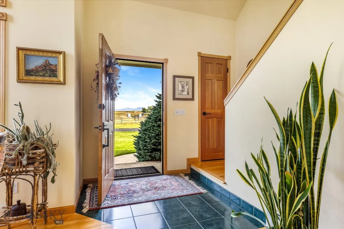 11400 Gooch Hill Road, Gallatin Gateway, Montana 5, Gallatin Gateway, Montana 59730, 3 Bedrooms Bedrooms, ,2 BathroomsBathrooms,Residential,For Sale,11400 Gooch Hill Road, Gallatin Gateway, Montana 5,0,405487